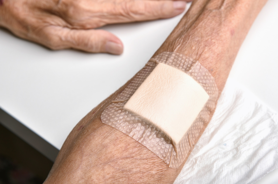 How to Keep Wounds Clean and Dry No Matter Where You Are