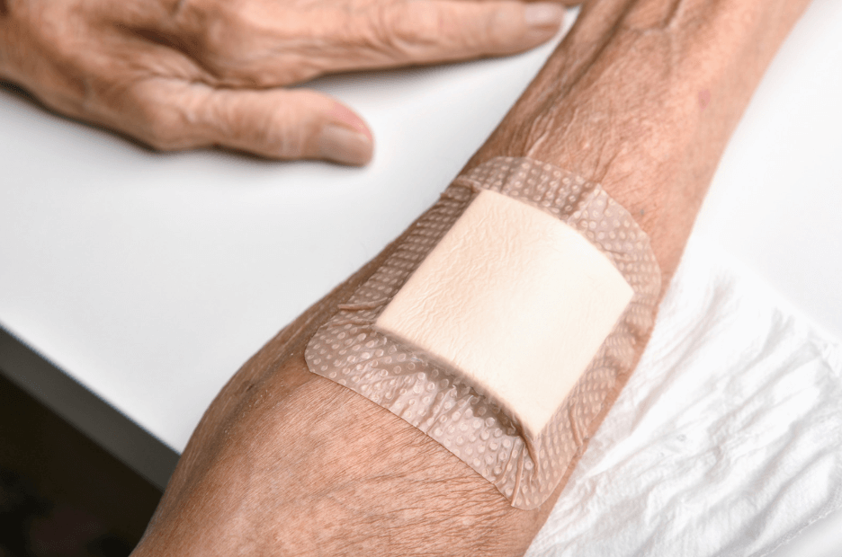 How to Keep Wounds Clean and Dry No Matter Where You Are