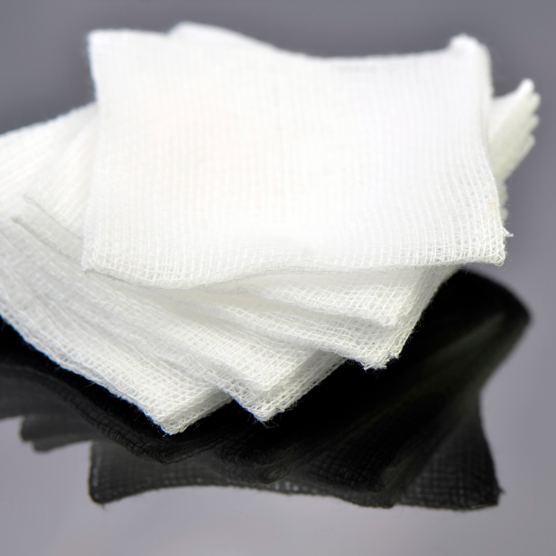 Non-Adherent Pads: Ensuring Comfort and Healing in Wound Care