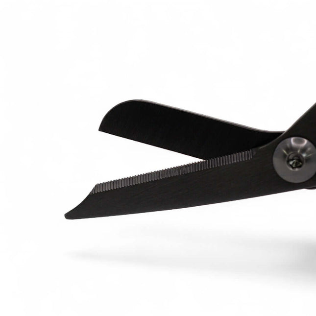 ONE SHEAR Tier 1 Elite DLC Trauma Shears showing advanced DLC-coated blades and precision cutting edge.